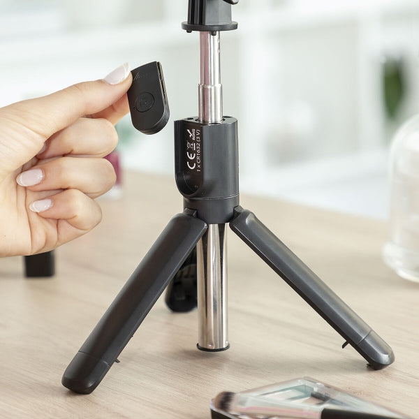 Smartphone Selfie-Stick mit LED & Fernbedienung - Handy-Stativ